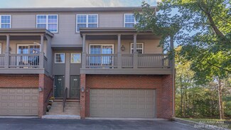 3042 Barclay Way Unit 220, Ann Arbor, MI 48105
