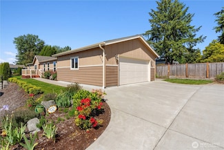 3516 Meadowbrook Ln SE, Lacey, WA 98503
