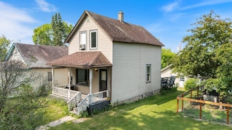 312 5th Ave, Bovey, MN 55709