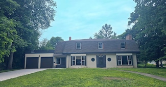 1203 Hewitt St, Neenah, WI 54956