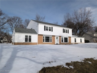 18203 Van Aken Blvd, Shaker Heights, OH 44122