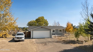 11295 Glodia Dr, Flagstaff, AZ 86004