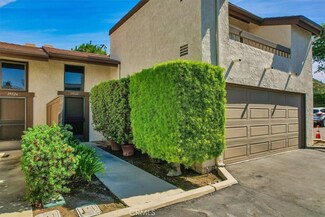 19122 E Country Hollow Unit 12, Orange, CA 92869