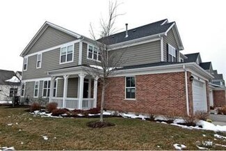 436 Acushnet St, Elgin, IL 60124