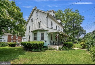 604 Yale Ave, Swarthmore, PA 19081