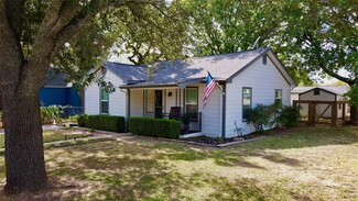 1015 Franklin St, Weatherford, TX 76086