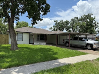2402 Rosemead Dr, Pasadena, TX 77506