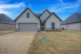 5052 Falcon Bay Dr, Shreveport, LA 71107