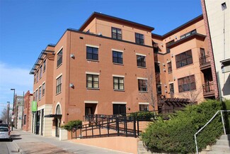 808 Williamson St Unit 203, Madison, WI 53703