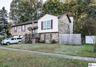 1022 Scenic Dr, Radcliff, KY 40160