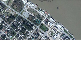 149 Commerce St, Apalachicola, FL 32320