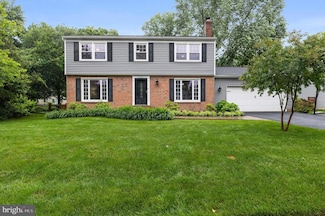 12641 Magna Carta Rd, Herndon, VA 20171