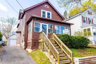 86 Benson St, Albany, NY 12206