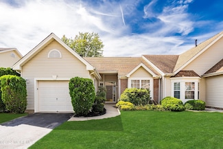 168 Sylvan Lake Blvd, Bayville, NJ 08721