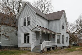718 Simpson St, Kalamazoo, MI 49007