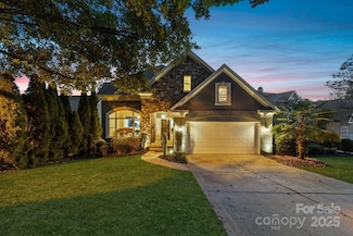 17701 Springwinds Dr, Cornelius, NC 28031