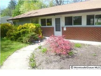 106 Kendall Rd, Kendall Park, NJ 08824