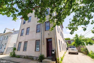 16 E Springer St, Philadelphia, PA 19119