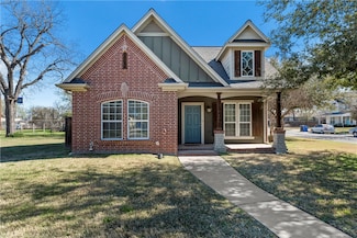 2124 S 4th St, Waco, TX 76706
