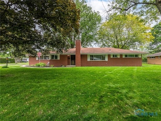 2305 E Country Club Pkwy, Toledo, OH 43614