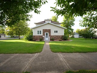505 E Johnson Ave, Warren, MN 56762