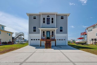 233 Grandview Dr, Sneads Ferry, NC 28460