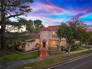 1161 N Everett St, Glendale, CA 91207