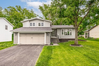 936 N Ashbury Ave, Bolingbrook, IL 60440