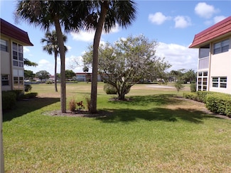 106 Spring Lake Ct Unit 104, Vero Beach, FL 32962
