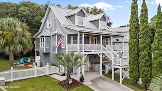 307 Ocean Oaks Dr, Emerald Isle, NC 28594