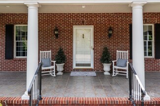 210 W Glenview Dr, Salisbury, NC 28147