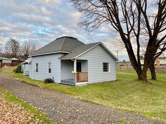 807 Pine St, Kamiah, ID 83536