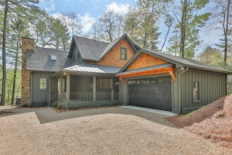 205 Upper Whitewater Rd, Sapphire, NC 28774