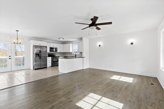 125 Glenda Dr, Jasper, TN 37347