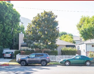 3016 W Riverside Dr, Burbank, CA 91505