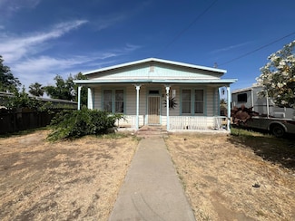 173 S Elm St, Pixley, CA 93256