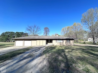 420 N 12th Ave, Piggott, AR 72454