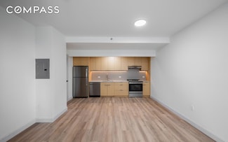 4414 Douglaston Pkwy Unit 3D, Douglaston, NY 11363