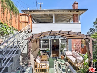 6921 Paseo Del Serra, Los Angeles, CA 90068