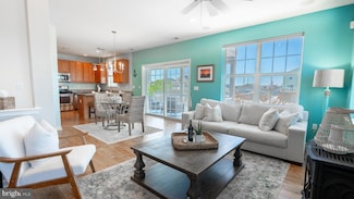 43 W Susquehanna Dr, Little Egg Harbor Township, NJ 08087
