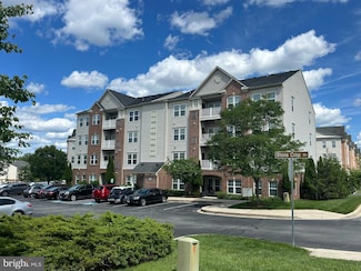 8280 Stone Crop Dr Unit E, Ellicott City, MD 21043
