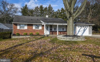 2 N Walnut Cir, West Berlin, NJ 08091