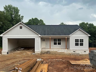 63 Cornerstone Dr, Taylorsville, NC 28681