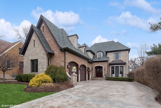 905 S Colfax Ave, Elmhurst, IL 60126