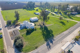 12027 S Brawley Ave, Caruthers, CA 93609