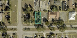 2965 Lincoln Blvd, Fort Myers, FL 33916