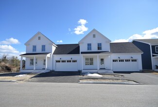 16 Holbrook Farms Way Unit 2, Scarborough, ME 04074