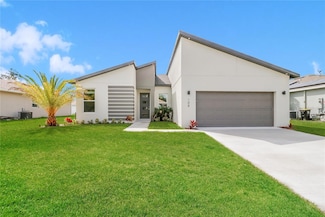 108 Willow Dr, Poinciana, FL 34759