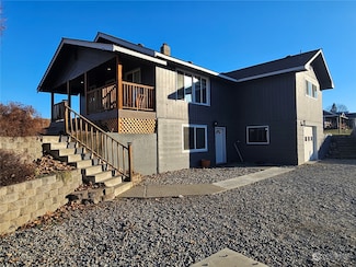 21 Orchard Loop N, Tonasket, WA 98855