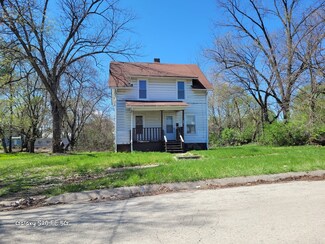 409 Howard Ave, Rockford, IL 61102
